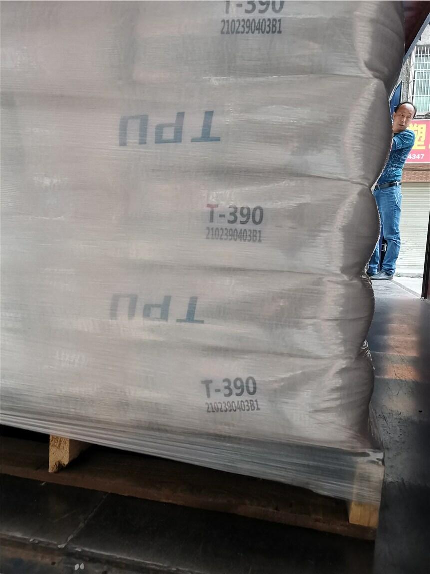 POM-M1200