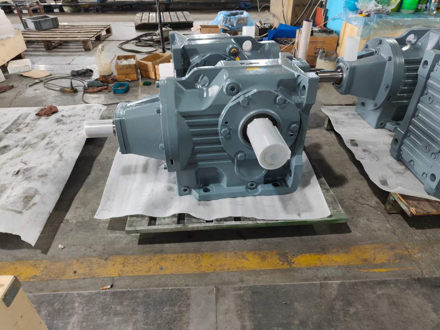 KAB47-YEJ0.37KW-NA21ٵFF107R77DV100L4