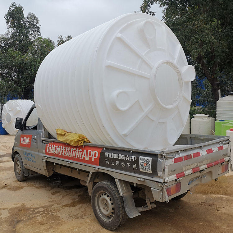 天一滚塑PE水箱,林场防火塑料消防水箱,6吨农业灌溉蓄水箱